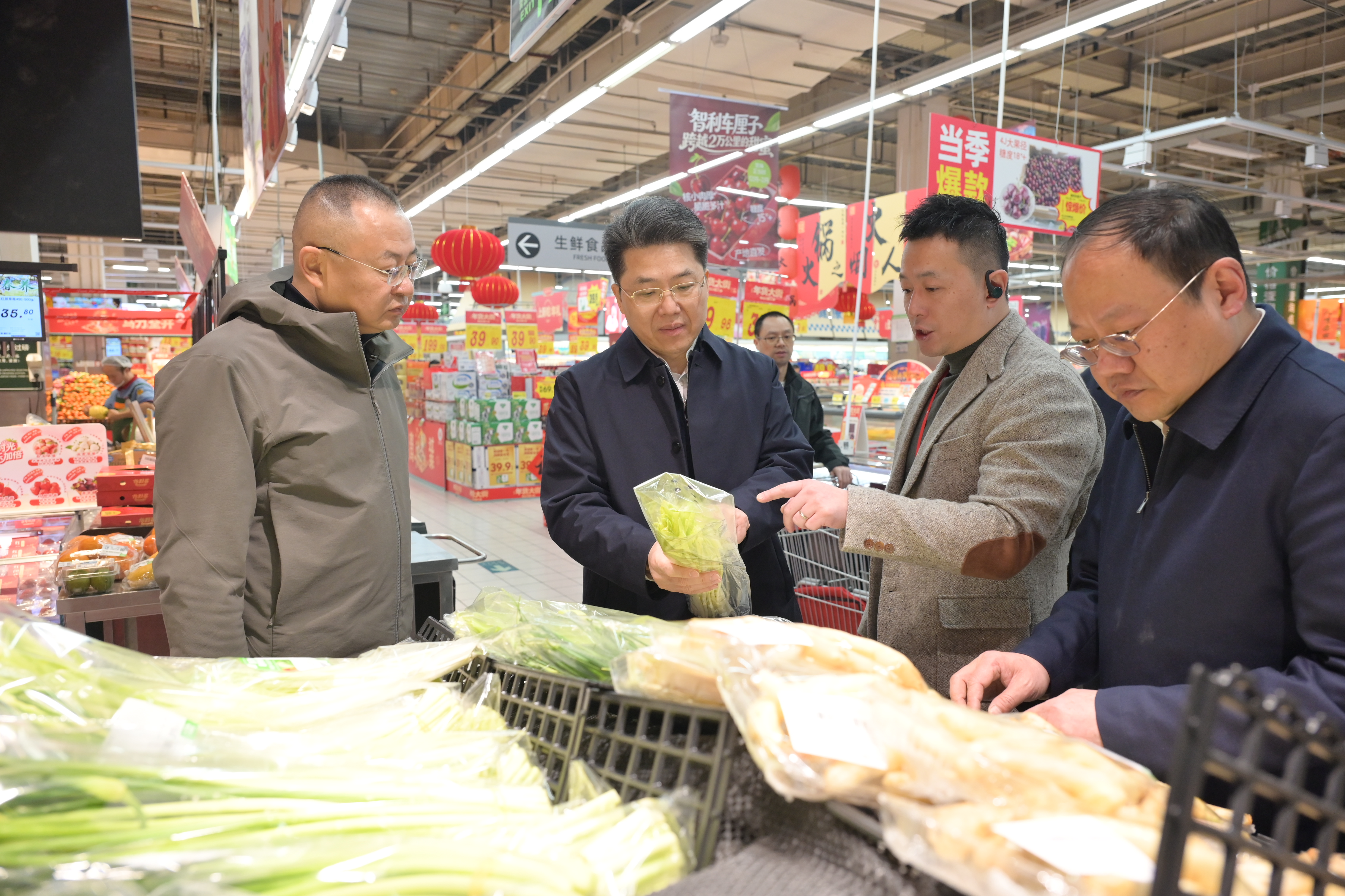 省发展改革委主要负责同志带队赴成都市开展春节前市场价格巡视调查并检查全省粮食和物资储备工作